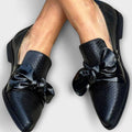Claudia | Stiliga Loafers med Slipsdetalj